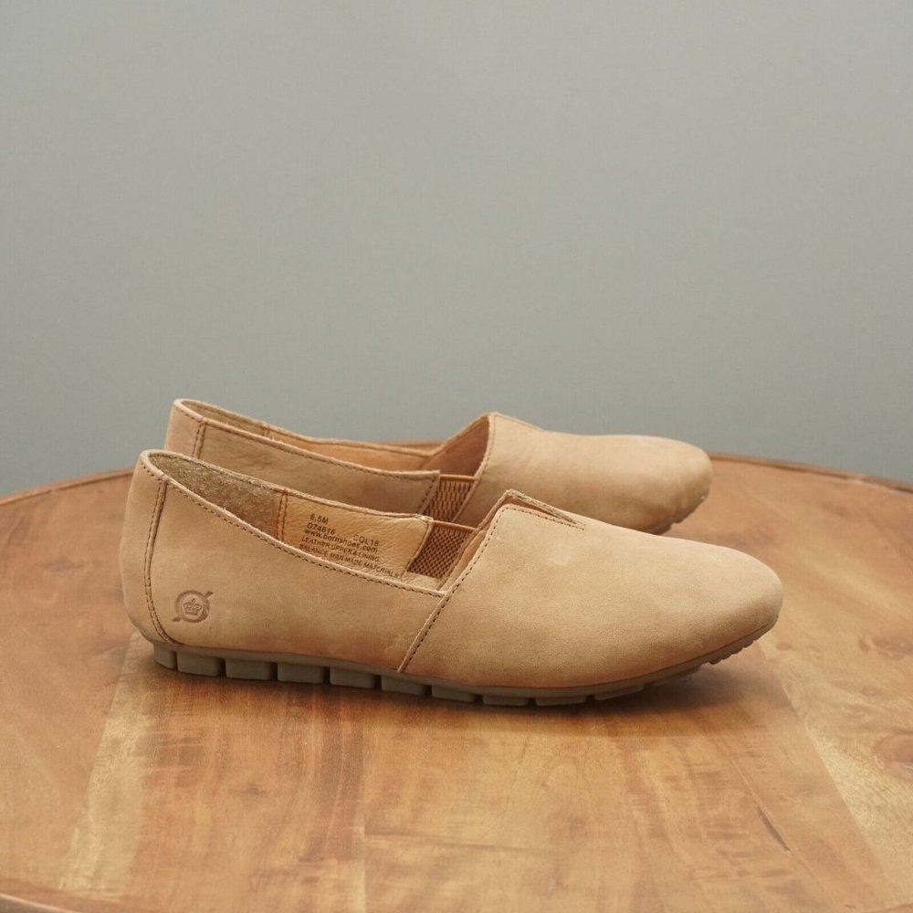 Born Womens Sebra Ballet Flats Size 6.5 M Tan Leather Round Toe Slip On D74616
